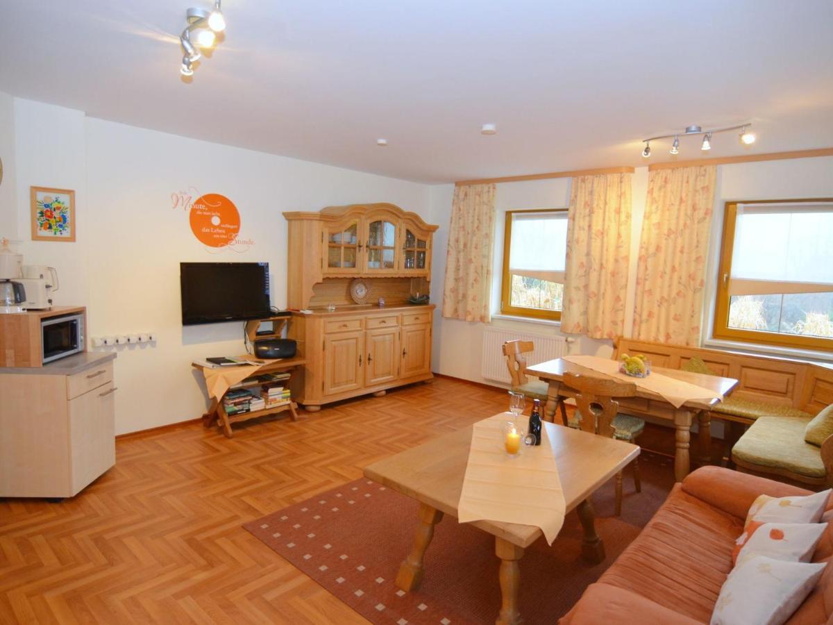 Holiday Flat With Swimming Pool In Prackenbach Viechtach Buitenkant foto