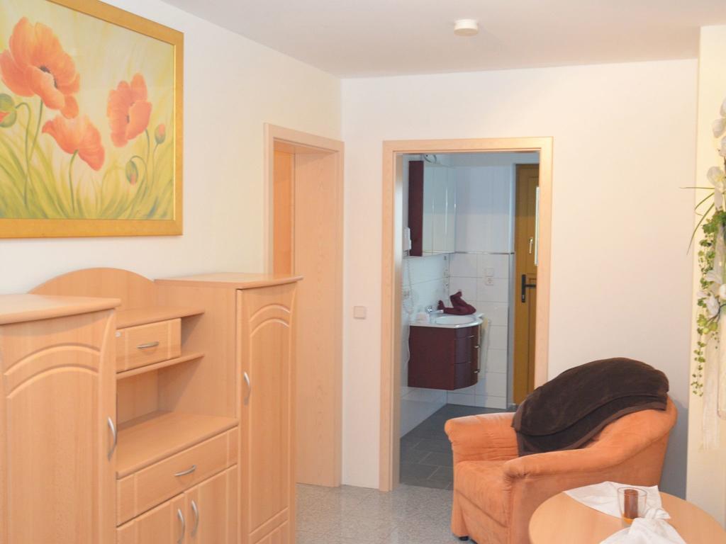Holiday Flat With Swimming Pool In Prackenbach Viechtach Buitenkant foto