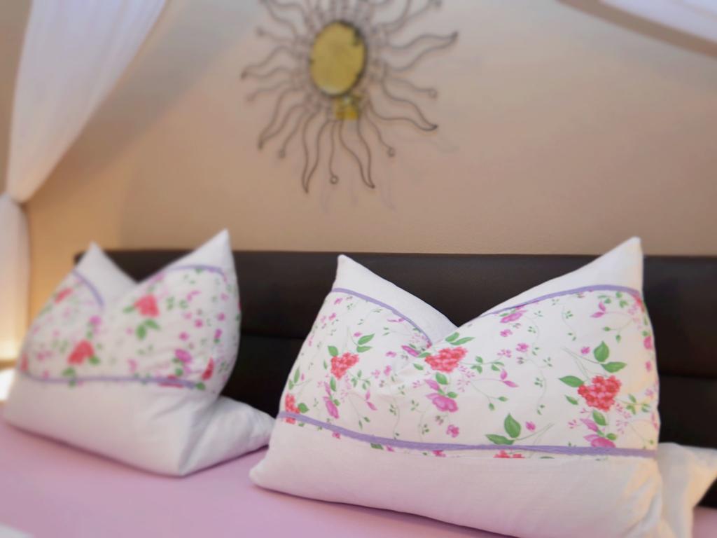 Holiday Flat With Swimming Pool In Prackenbach Viechtach Buitenkant foto