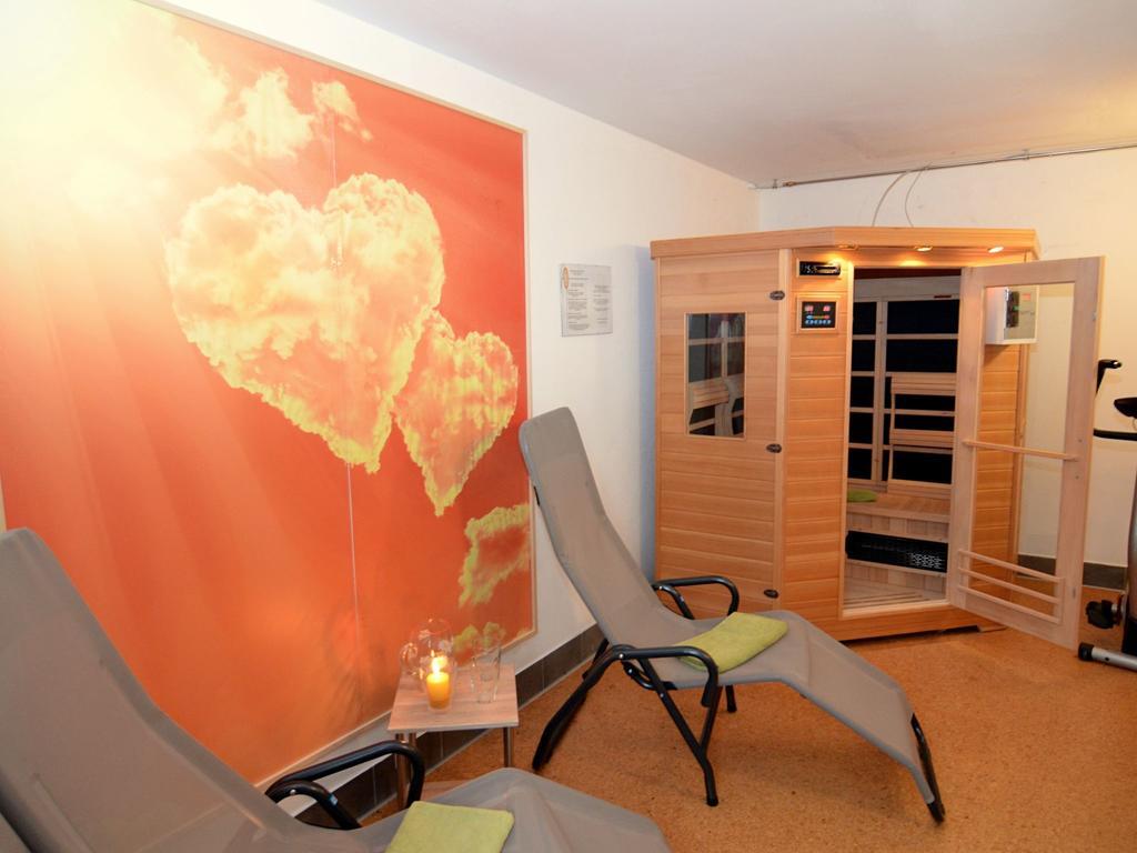 Holiday Flat With Swimming Pool In Prackenbach Viechtach Buitenkant foto